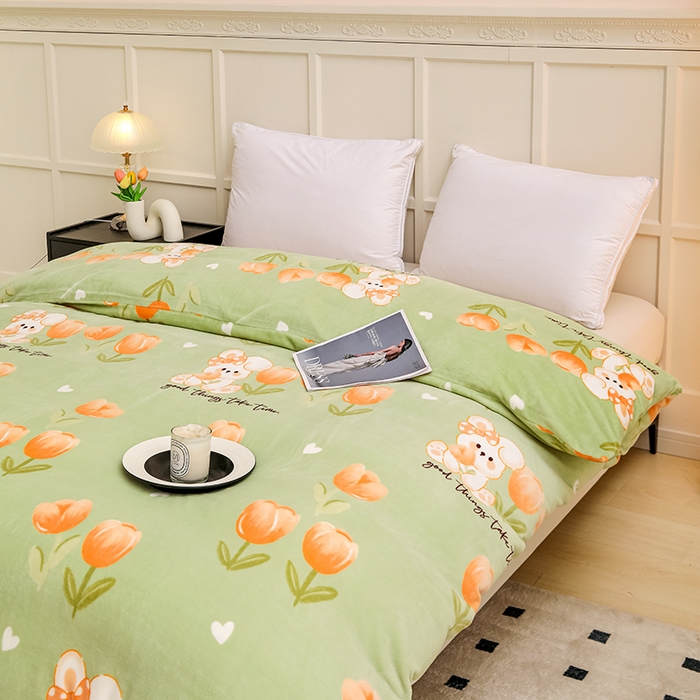 91家纺网 家纺一手货源 找家纺 新款230克高克重印花牛奶绒单被套定制定做尺寸 花海