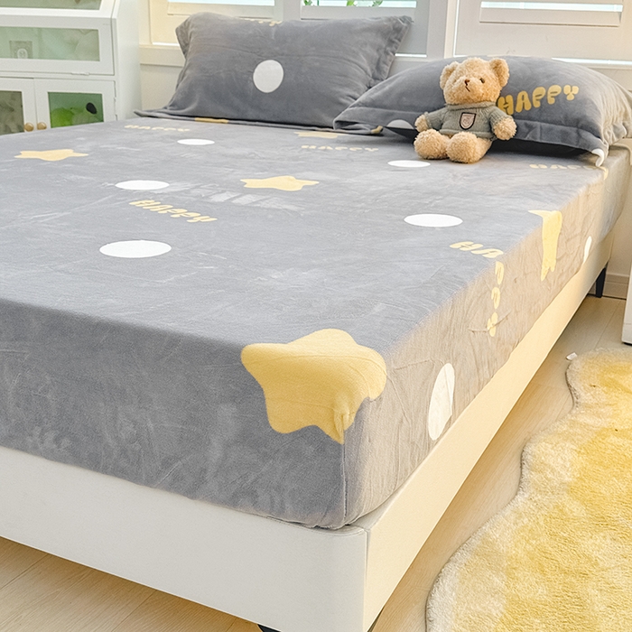 91家纺网 家纺一手货源 找家纺 新款230克高克重印花牛奶绒床笠定做定制尺寸 星星