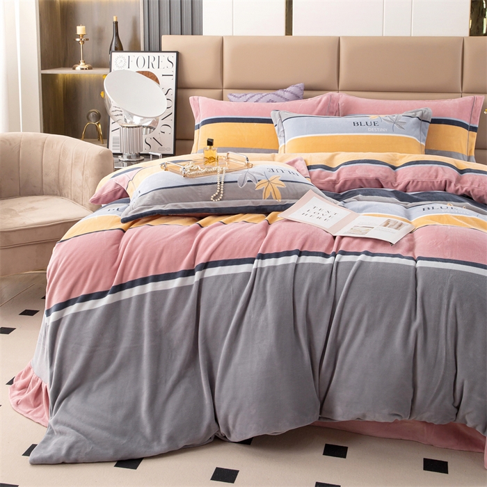 91家纺网 家纺一手货源 找家纺 优姿家纺 2024新款加厚全消光牛奶棉印花四件套 枫叶之恋