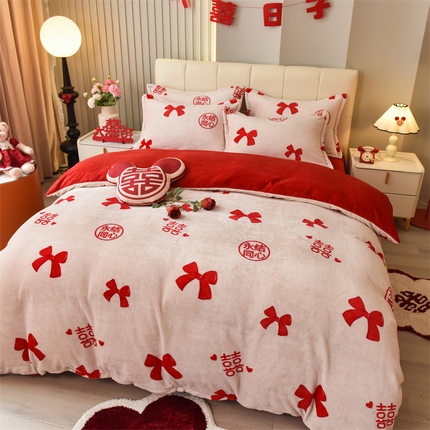 91家纺网 家纺一手货源 找家纺 兄弟坊 2024新款时尚婚庆家用牛奶绒四件套 蝶爱