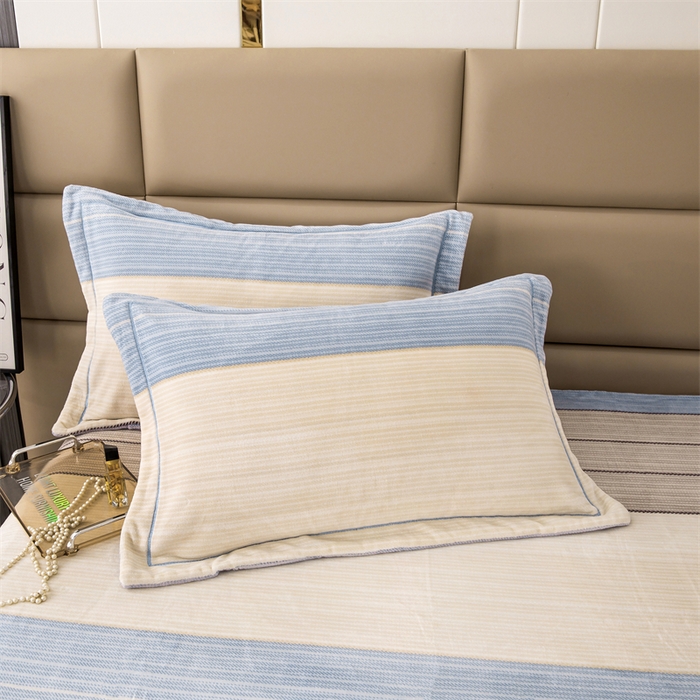 91家纺网 家纺一手货源 找家纺 优姿家纺 2024新款加厚全消光牛奶棉印花四件套 伊洛克灰