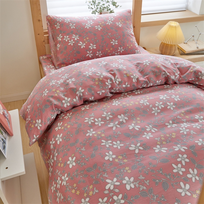 91家纺网 家纺一手货源 找家纺 杜先生 2023新款13372学生宿舍三件套纯棉三件套床单款 粉色小花花