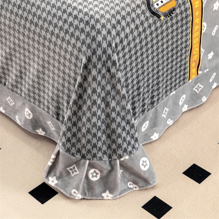 91家纺网 家纺一手货源 找家纺 优姿家纺 2024新款加厚全消光牛奶棉印花四件套 千鸟格