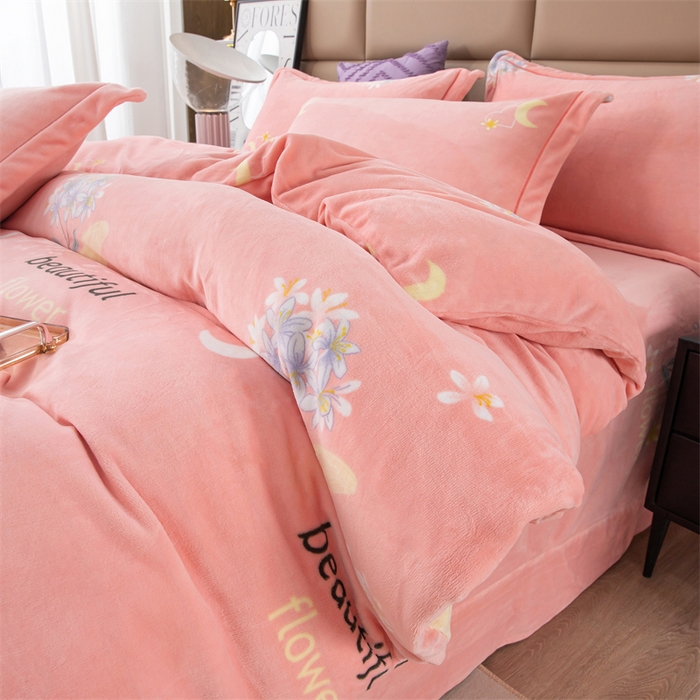 91家纺网 家纺一手货源 找家纺 优姿家纺 2024新款加厚全消光牛奶棉印花四件套 月亮花香