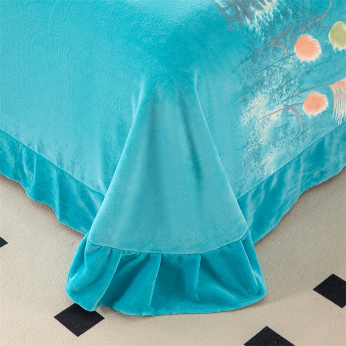 91家纺网 家纺一手货源 找家纺 优姿家纺 2024新款加厚全消光牛奶棉印花四件套 隐约森林兰