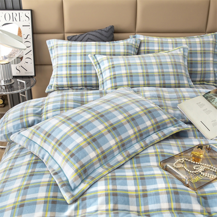 91家纺网 家纺一手货源 找家纺 优姿家纺 2024新款加厚全消光牛奶棉印花四件套 兰小格