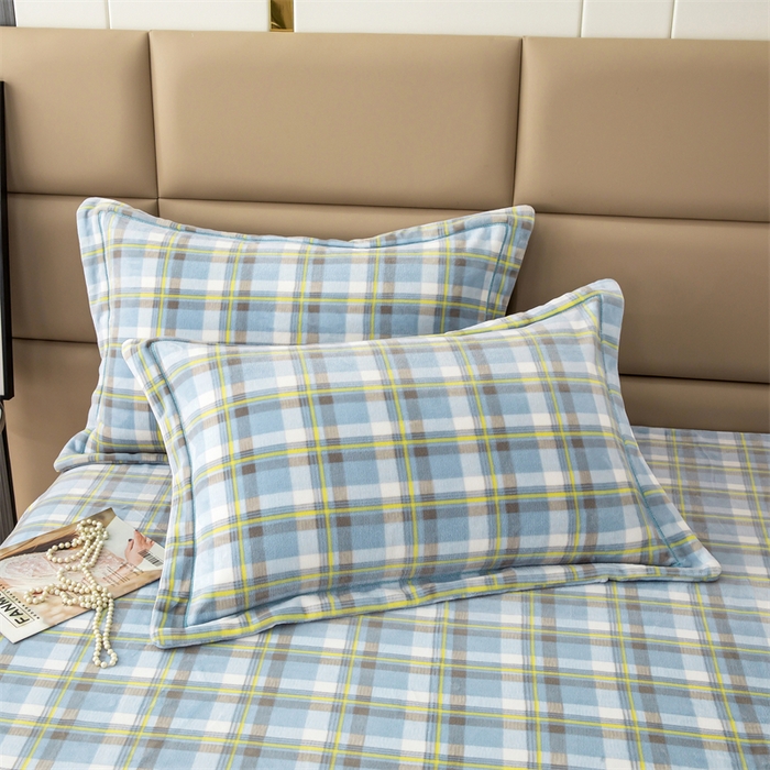 91家纺网 家纺一手货源 找家纺 优姿家纺 2024新款加厚全消光牛奶棉印花四件套 兰小格