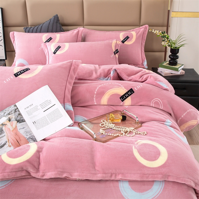 91家纺网 家纺一手货源 找家纺 优姿家纺 2024新款加厚全消光牛奶棉印花四件套 圈点时尚