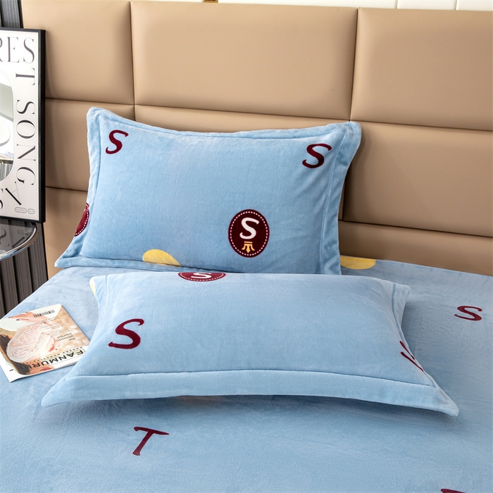 91家纺网 家纺一手货源 找家纺 优姿家纺 2024新款加厚全消光牛奶棉印花四件套 贵族生活