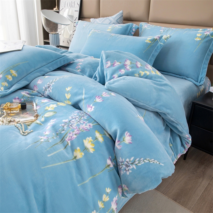 91家纺网 家纺一手货源 找家纺 优姿家纺 2024新款加厚全消光牛奶棉印花四件套 薰衣草兰