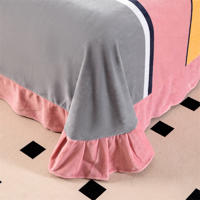 91家纺网 家纺一手货源 找家纺 优姿家纺 2024新款加厚全消光牛奶棉印花四件套 枫叶之恋