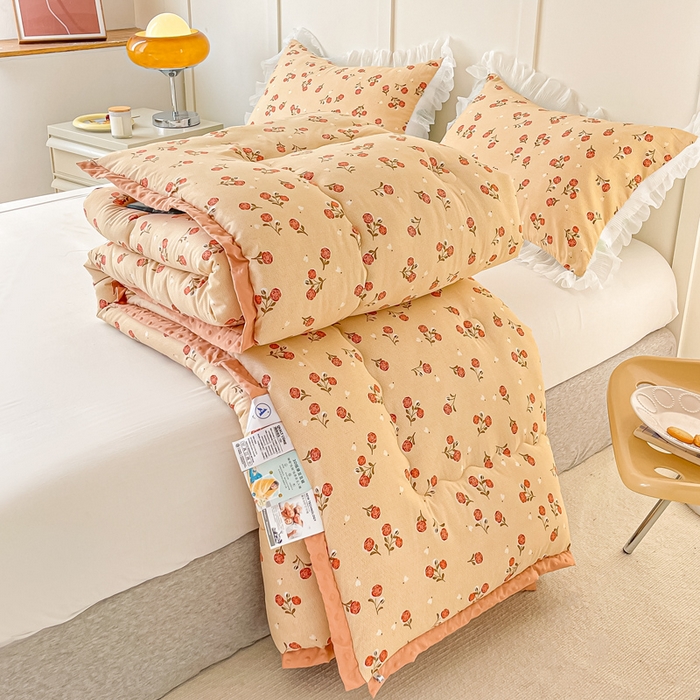 91家纺网 家纺一手货源 找家纺 缦卡琳 2023新款3D按摩拼角豆豆被保暖冬被 玫瑰园