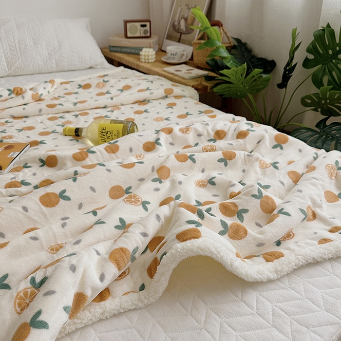 91家纺网 家纺一手货源 找家纺 萝莉家纺 2023新款ins加厚牛奶绒羊羔绒毯午睡毯沙发盖毯 可爱桔子