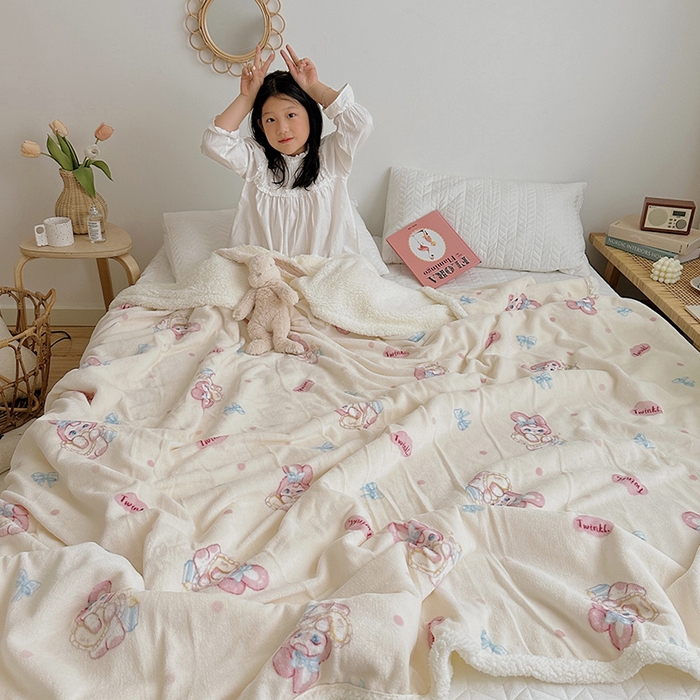 91家纺网 家纺一手货源 找家纺 萝莉家纺 2023新款ins加厚牛奶绒羊羔绒毯午睡毯沙发盖毯 许愿兔