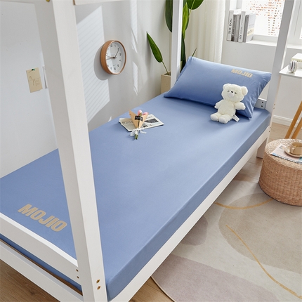 91家纺网 家纺一手货源 找家纺 （总）卡巴伦 2023新款开学季学生款全棉水洗棉刺绣单床笠-字母刺绣款