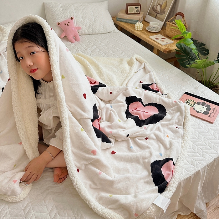 91家纺网 家纺一手货源 找家纺 （总）萝莉家纺 2023新款ins加厚牛奶绒羊羔绒毯午睡毯沙发盖毯