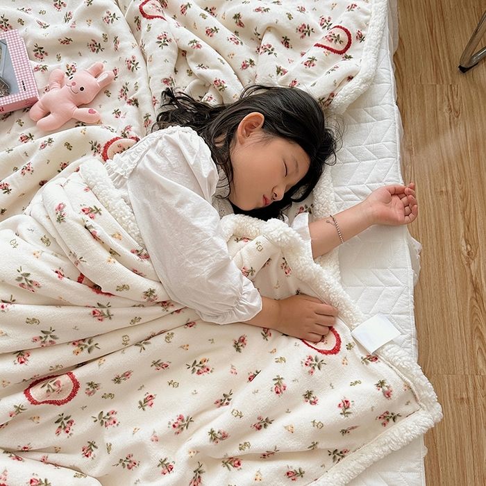 91家纺网 家纺一手货源 找家纺 萝莉家纺 2023新款ins加厚牛奶绒羊羔绒毯午睡毯沙发盖毯 希娅粉