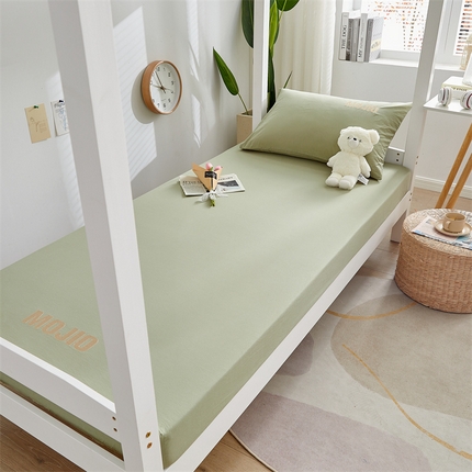 91家纺网 家纺一手货源 找家纺 （总）卡巴伦 2023新款开学季学生款全棉水洗棉刺绣单床笠-字母刺绣款