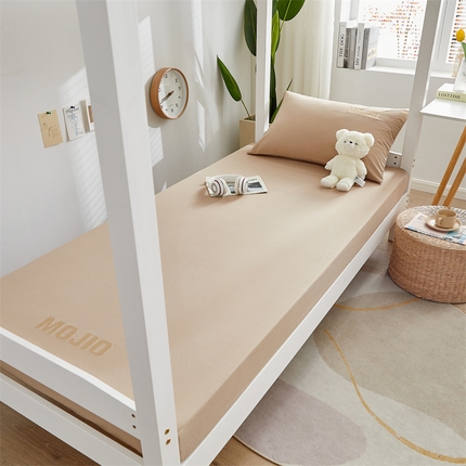 91家纺网 家纺一手货源 找家纺 （总）卡巴伦 2023新款开学季学生款全棉水洗棉刺绣单床笠-字母刺绣款