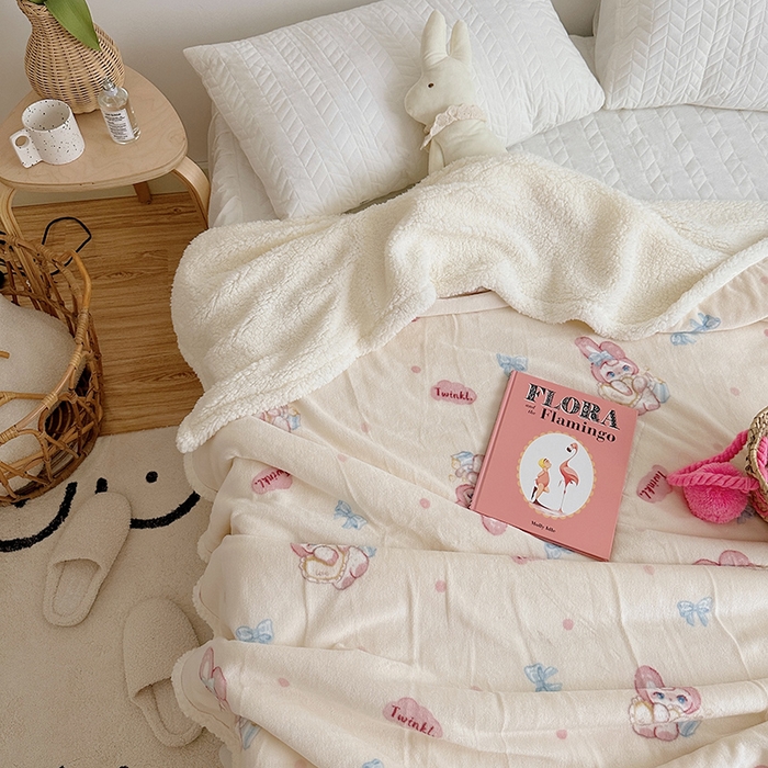 91家纺网 家纺一手货源 找家纺 萝莉家纺 2023新款ins加厚牛奶绒羊羔绒毯午睡毯沙发盖毯 许愿兔