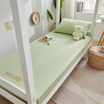 91家纺网 家纺一手货源 找家纺 （总）卡巴伦 2023新款开学季学生款全棉水洗棉刺绣单床笠-字母刺绣款