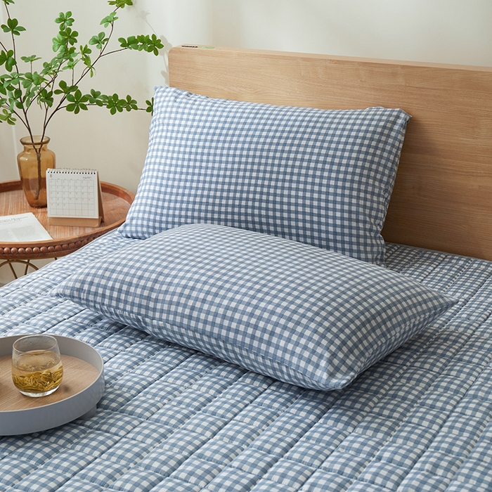 91家纺网 家纺一手货源 找家纺 胜权家纺 2024新款亲肤夹棉格子防水床笠 水兰小格