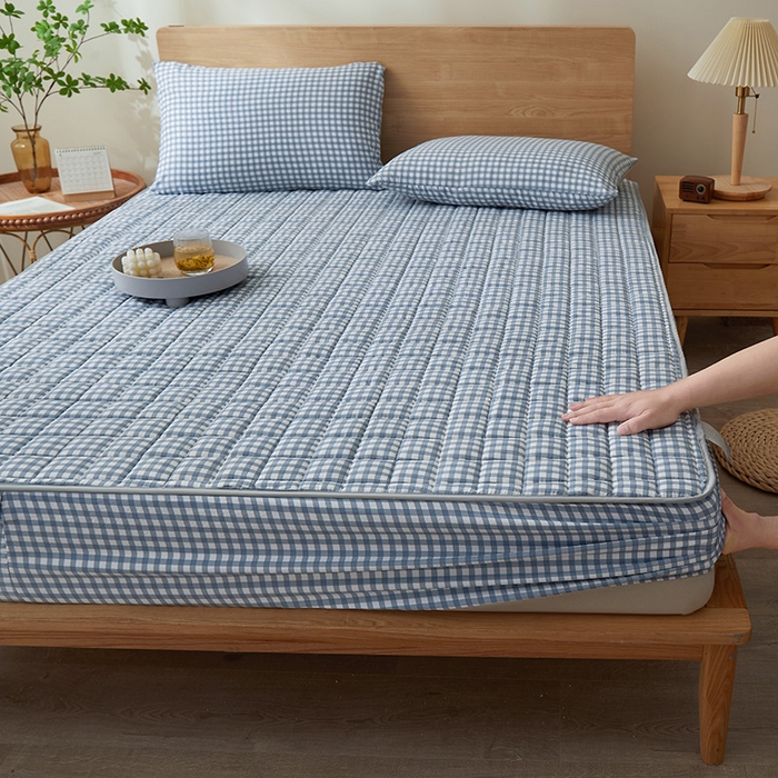 91家纺网 家纺一手货源 找家纺 胜权家纺 2024新款亲肤夹棉格子防水床笠 水兰小格