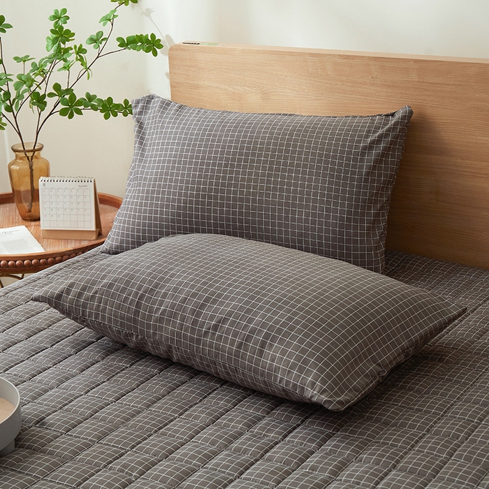 91家纺网 家纺一手货源 找家纺 胜权家纺 2024新款亲肤夹棉格子防水床笠 小黑格