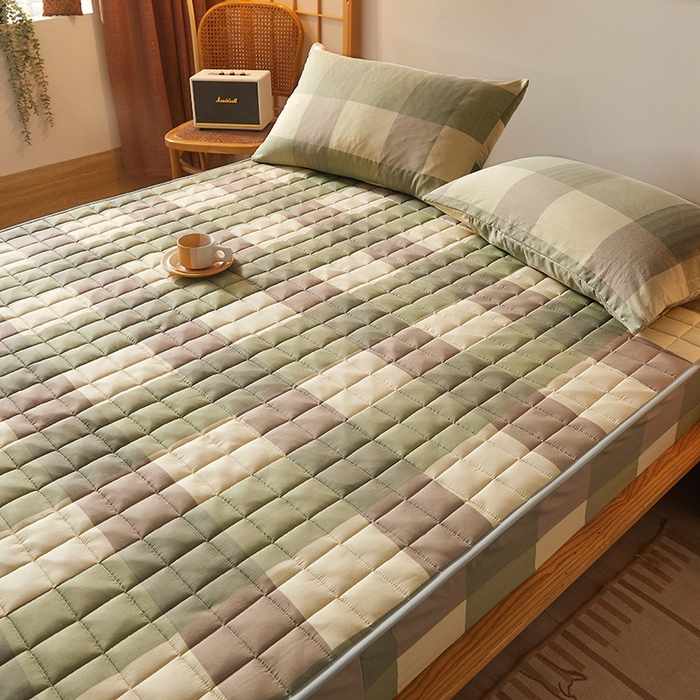 91家纺网 家纺一手货源 找家纺 胜权家纺 2024新款亲肤夹棉格子防水床笠 绿大格