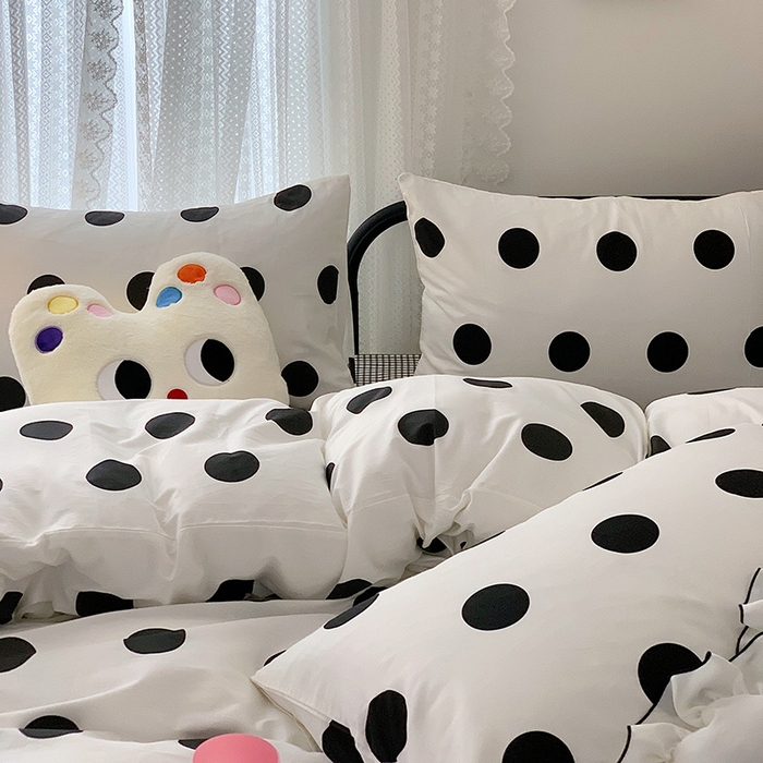 91家纺网 家纺一手货源 找家纺 桃子家居 2023新款ins北欧时尚简约卡通纯棉四件套系列 棉-可爱波点