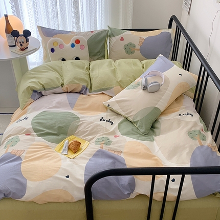91家纺网 家纺一手货源 找家纺 （总）桃子家居 2023新款ins北欧时尚简约卡通纯棉四件套系列