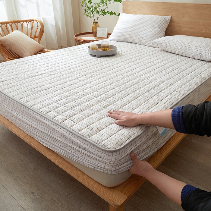 91家纺网 家纺一手货源 找家纺 胜权家纺 2024新款亲肤夹棉格子防水床笠 小白格