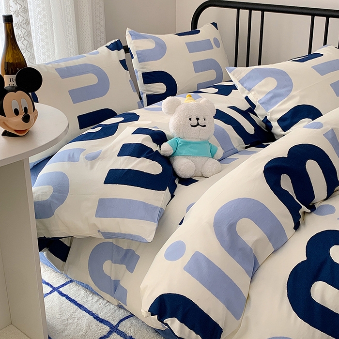 91家纺网 家纺一手货源 找家纺 桃子家居 2023新款ins北欧时尚简约卡通纯棉四件套系列 棉-蓝色字母