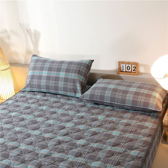 91家纺网 家纺一手货源 找家纺 胜权家纺 2024新款日式全棉色织水洗棉夹棉床笠 映竹(绿灰)