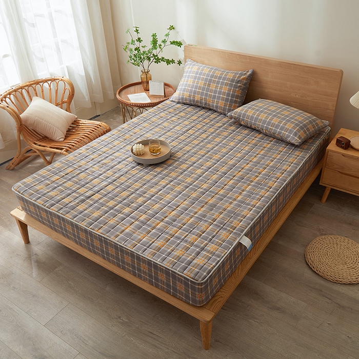 91家纺网 家纺一手货源 找家纺 胜权家纺 2024新款亲肤夹棉格子防水床笠 乔南 灰