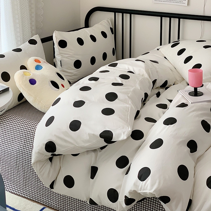 91家纺网 家纺一手货源 找家纺 桃子家居 2023新款ins北欧时尚简约卡通纯棉四件套系列 棉-可爱波点