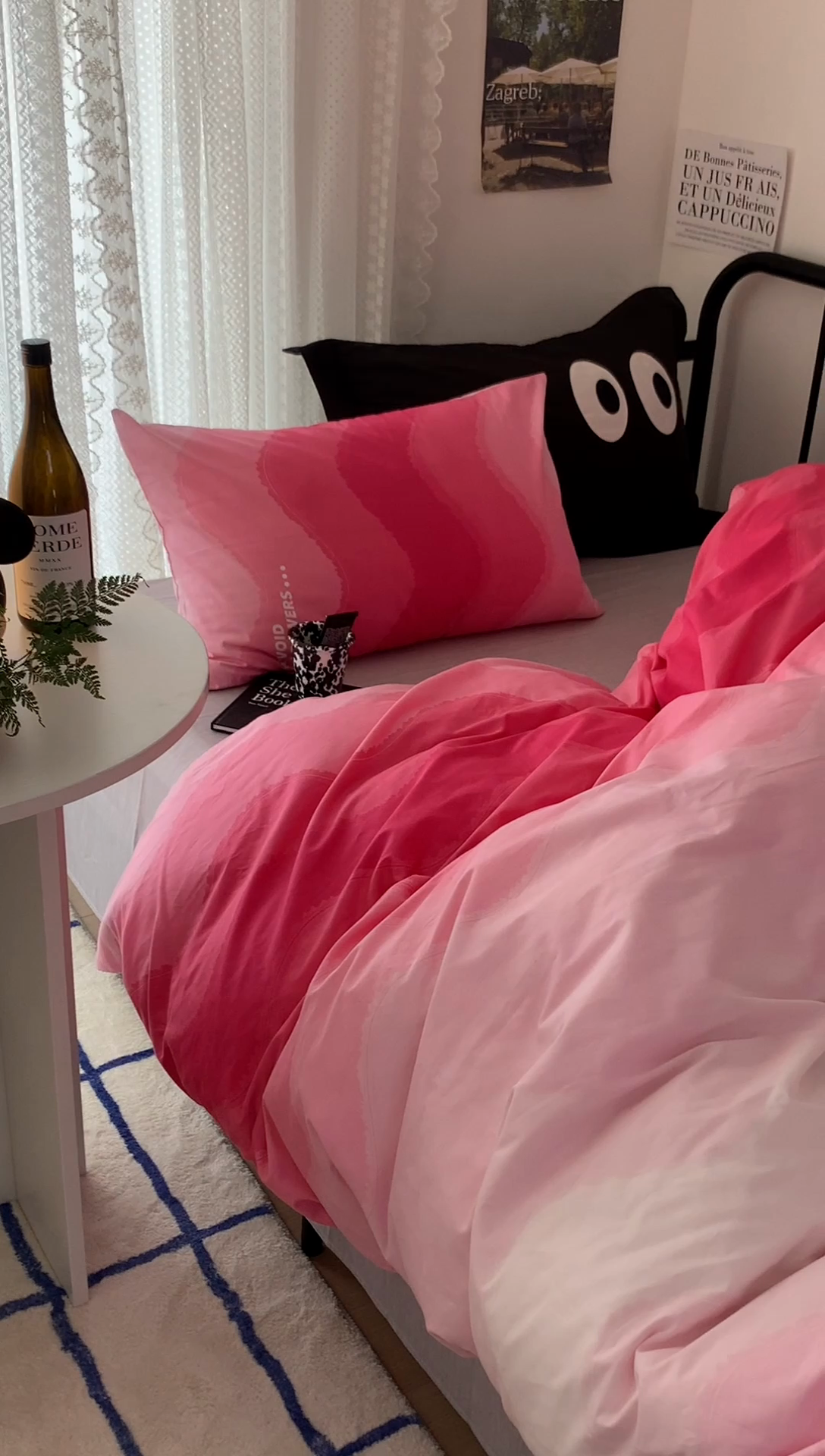 91家纺网 家纺一手货源 找家纺 桃子家居 2023新款ins北欧时尚简约卡通纯棉四件套系列 棉-渐变波浪红