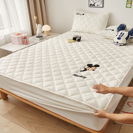 91家纺网 家纺一手货源 找家纺 （总）舒居家纺 2023新款迪士尼刺绣款-A类全棉水洗棉大豆棉床笠床垫