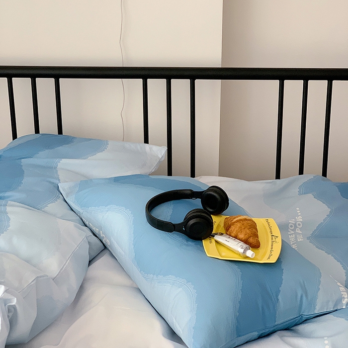 91家纺网 家纺一手货源 找家纺 桃子家居 2023新款ins北欧时尚简约卡通纯棉四件套系列 棉-蓝色渐变