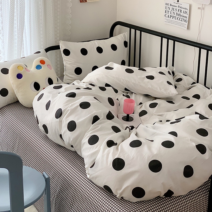 91家纺网 家纺一手货源 找家纺 桃子家居 2023新款ins北欧时尚简约卡通纯棉四件套系列 棉-可爱波点