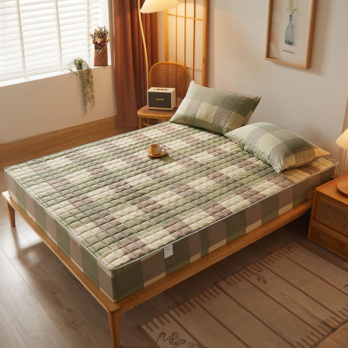 91家纺网 家纺一手货源 找家纺 胜权家纺 2024新款亲肤夹棉格子防水床笠 绿大格