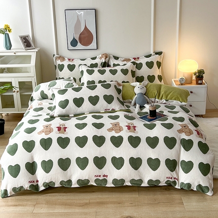 91家纺网 家纺一手货源 找家纺 富之航家纺 2023新款牛奶绒印花四件套 兔兔熊