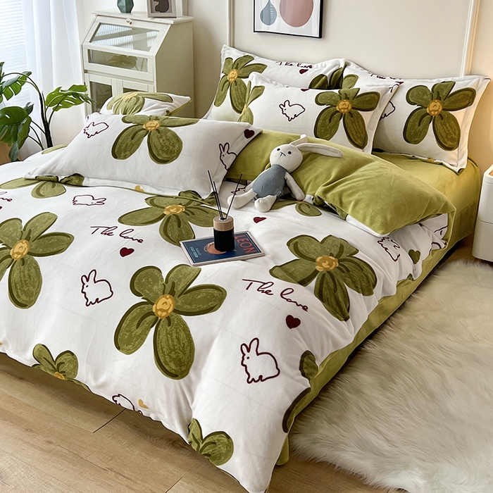 91家纺网 家纺一手货源 找家纺 富之航家纺 2023新款牛奶绒印花四件套 花间小兔