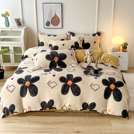 91家纺网 家纺一手货源 找家纺 富之航家纺 2023新款牛奶绒印花四件套 花颜