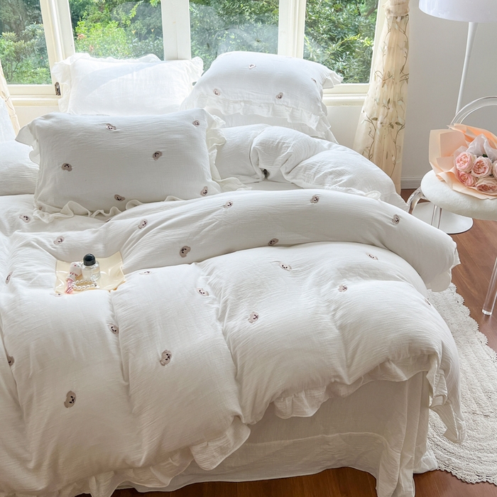 91家纺网 家纺一手货源 找家纺 木楌家居 2024秋冬全棉皱皱纱荷叶边刺绣工艺款四件套 米诺