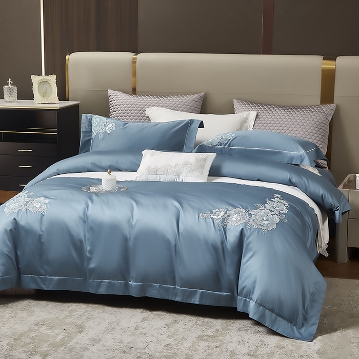 91家纺网 家纺一手货源 找家纺 爱情故事 2025新款100支新疆长绒棉刺绣四件套 花魅-蓝