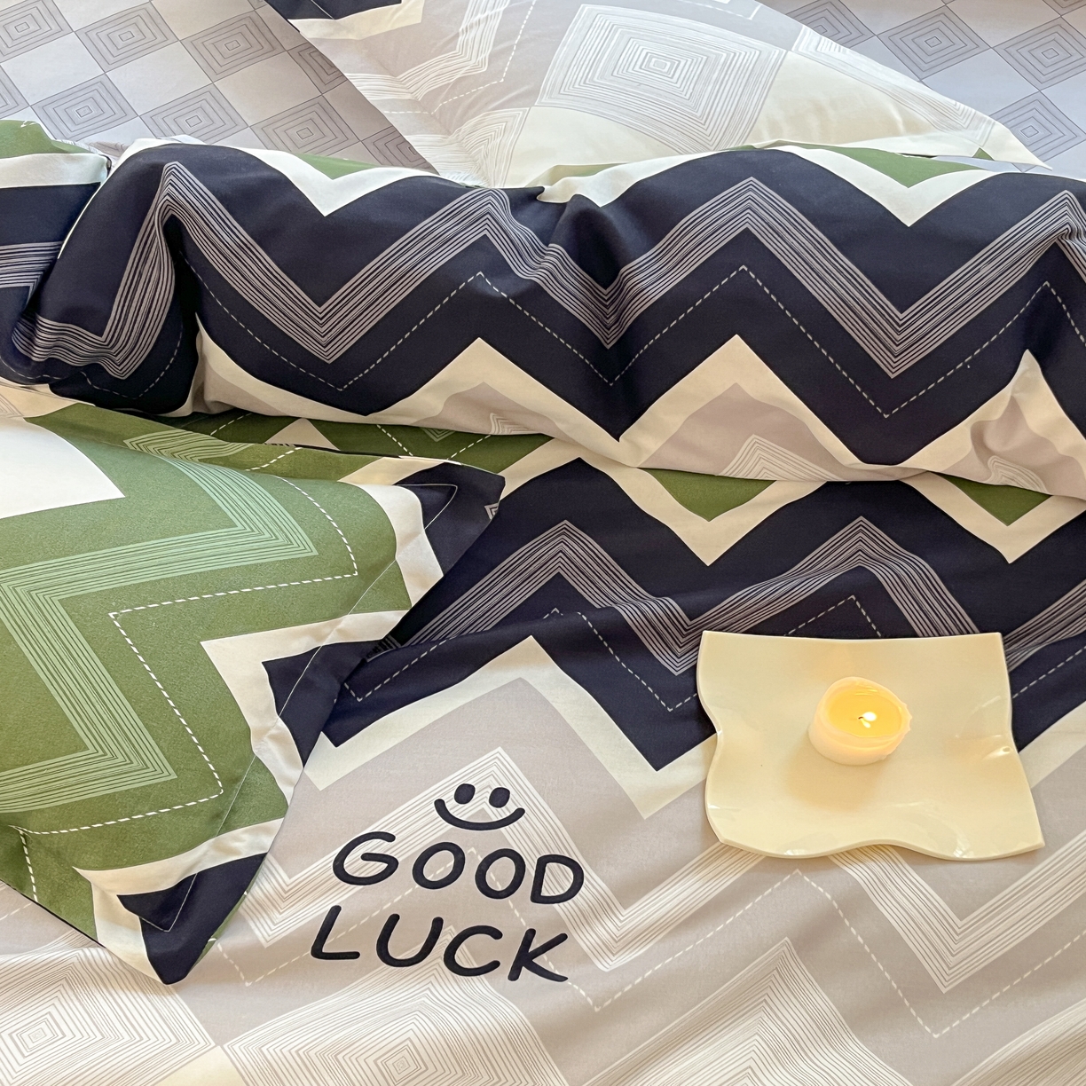 91家纺网 家纺一手货源 找家纺 典雅家纺 爆款新花色印花植物羊绒四件套磨毛四件套学生季派斯特