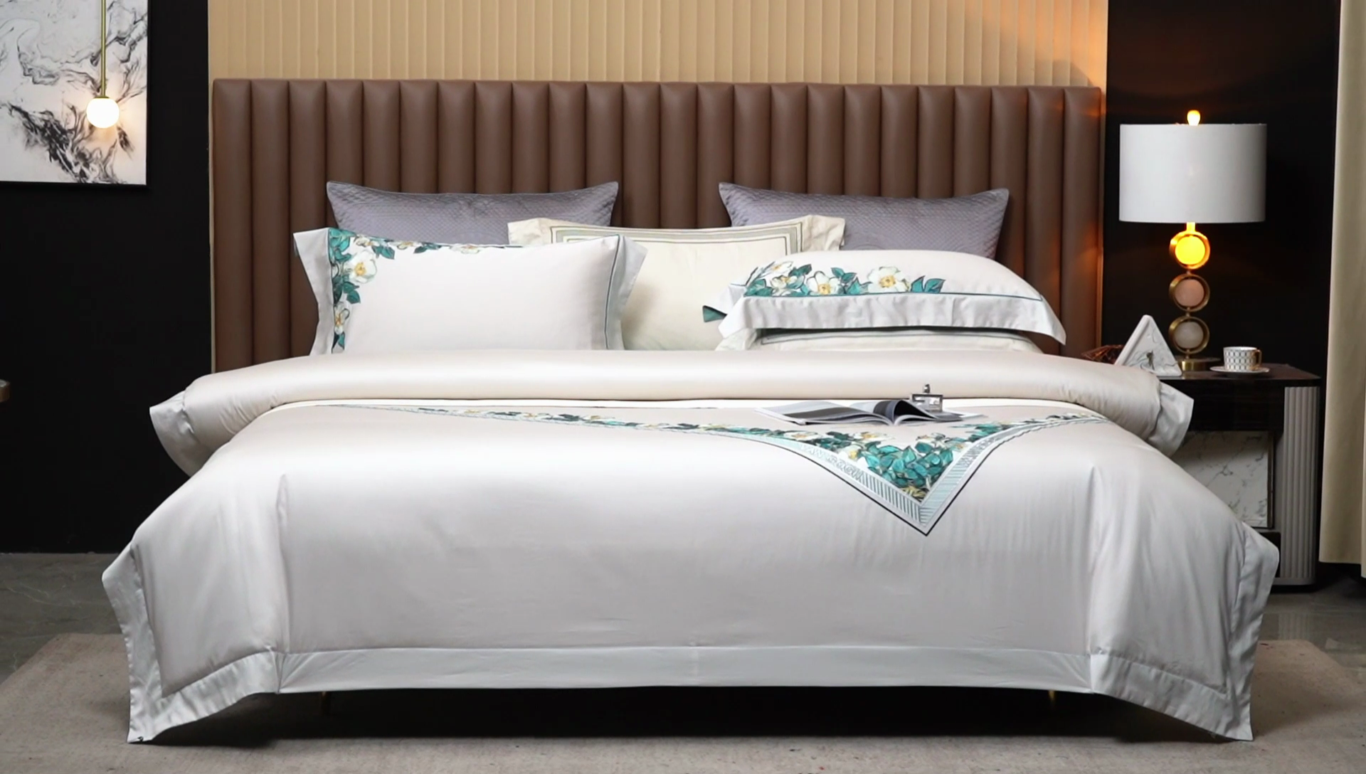 91家纺网 家纺一手货源 找家纺 爱情故事 2025新款100支新疆长绒棉刺绣四件套 春韵（白）