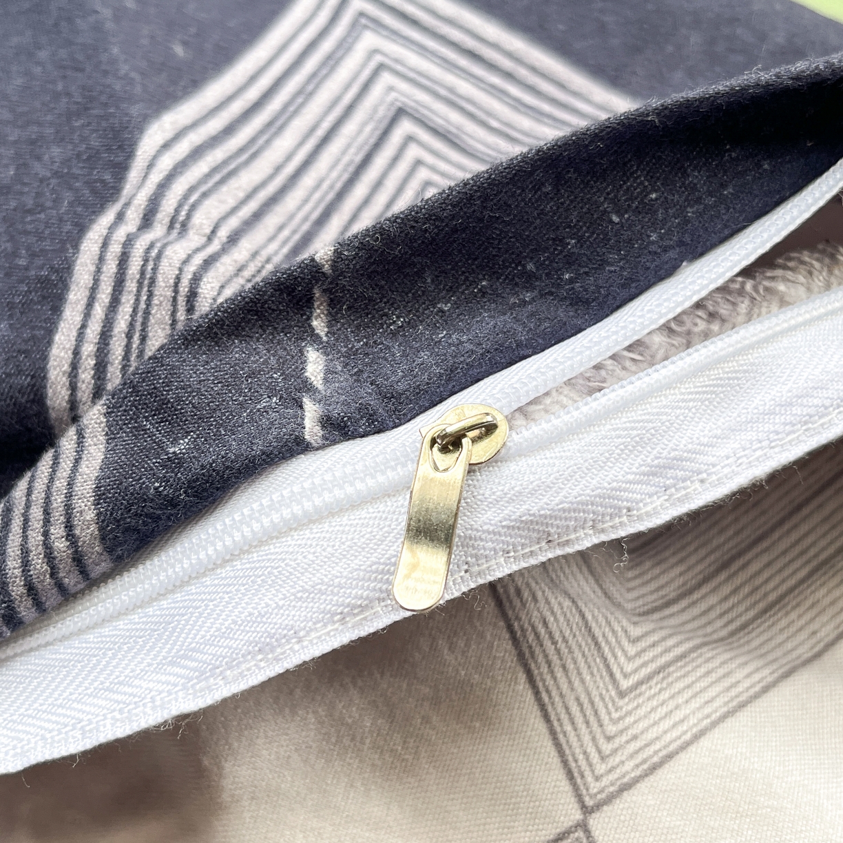 91家纺网 家纺一手货源 找家纺 典雅家纺 爆款新花色印花植物羊绒四件套磨毛四件套学生季派斯特