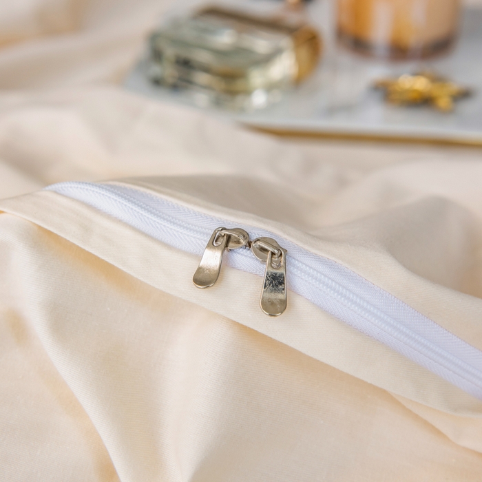 91家纺网 家纺一手货源 找家纺 丝幔 2025新款60S长绒棉埋绳全棉四件套系列 奶昔白